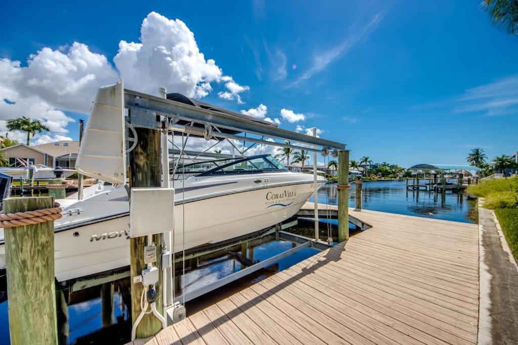 Villa Martinique By Coralvilla Cape Coral Exterior photo